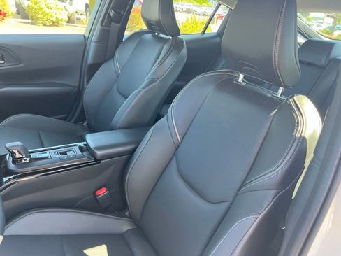 Certified 2026 Toyota Prius Plug-In Hybrid FWD image 15
