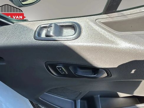 Used 2022 Ford E-Transit 148 High Roof w/ Load Area Protection Package RWD image 32