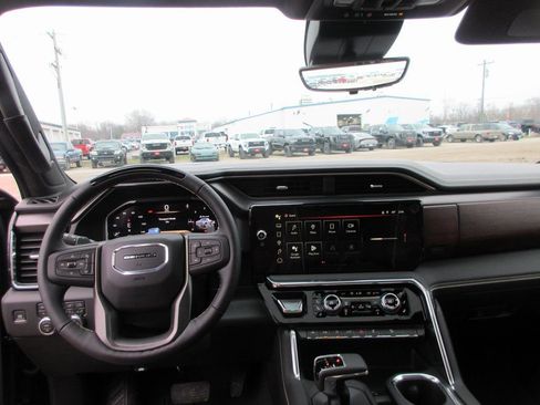 New 2026 GMC Sierra 1500 Denali Ultimate image 17