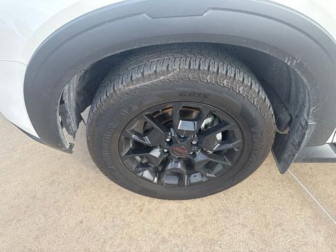 Certified 2025 Nissan Armada PRO-4X w/ Pro-4X Premium Package AWD/4WD image 10