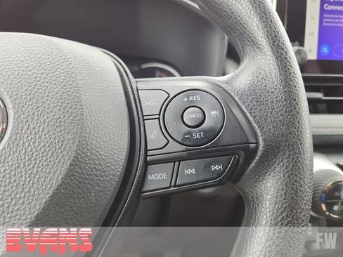 Certified 2025 Toyota RAV4 XLE AWD/4WD image 14
