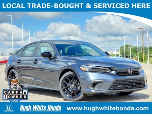 Used 2023 Honda Civic Sport image 1