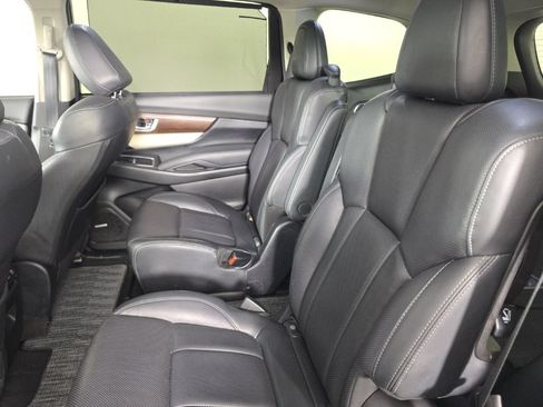 Used 2022 Subaru Ascent Touring w/ Popular Package #2A AWD/4WD image 31