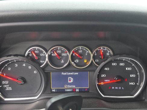 Used 2021 Chevrolet Silverado 1500 RST AWD/4WD image 12