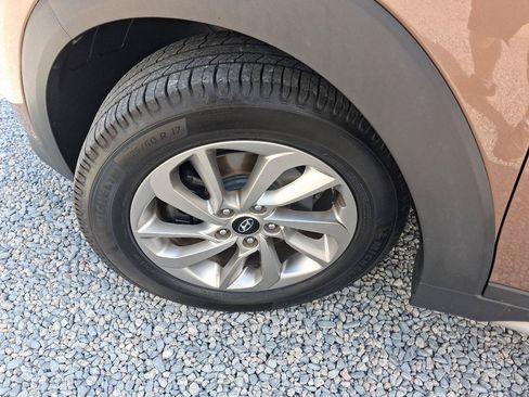 Used 2017 Hyundai Tucson SE Plus w/ Cargo Package FWD image 21