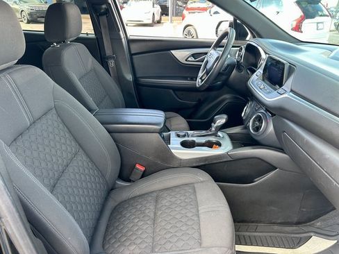 Used 2021 Chevrolet Blazer LT image 32