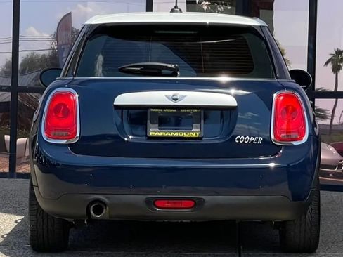 Used 2015 MINI Cooper 4-Door Hardtop image 10