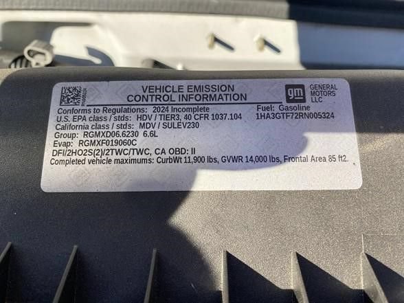 Used 2024 Chevrolet Express 3500 w/ Power Convenience Package RWD image 37