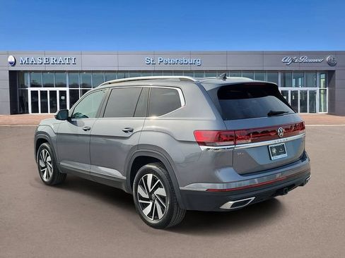Used 2025 Volkswagen Atlas SEL AWD/4WD image 3