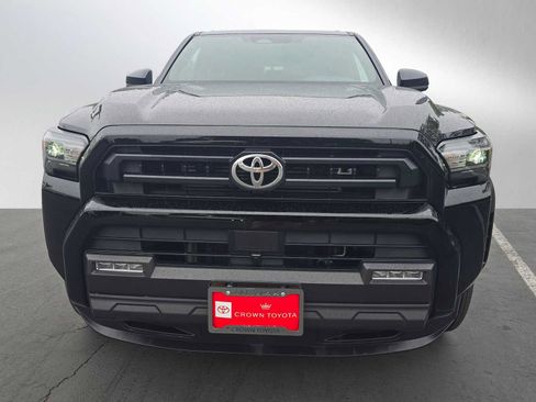 Certified 2025 Toyota 4Runner SR5 image 8