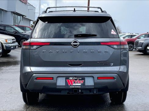 New 2026 Nissan Pathfinder Platinum w/ Cargo Package AWD/4WD image 4