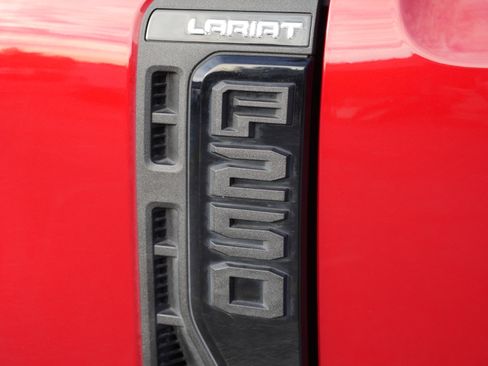 Used 2023 Ford F250 Lariat w/ Lariat Ultimate Package image 21