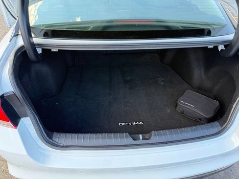Used 2016 Kia Optima EX w/ Option Group 040 FWD image 5