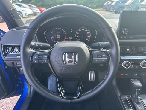 Used 2022 Honda Civic Sport image 12