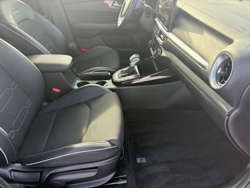 Used 2023 Kia Forte GT-Line image 15