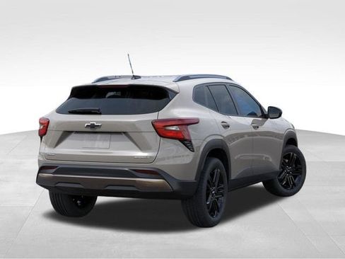New 2026 Chevrolet Trax ACTIV FWD image 4