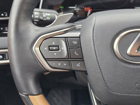 Used 2025 Lexus RX 350 Premium w/ Accessory Package (Z1) FWD image 24