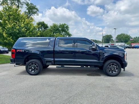 Used 2023 Ford F250 Lariat w/ Sport Appearance Package AWD/4WD image 7