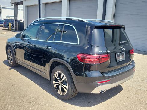 Certified 2026 Mercedes-Benz GLB 250 image 4