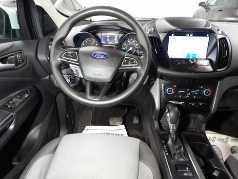 Used 2019 Ford Escape SE image 11