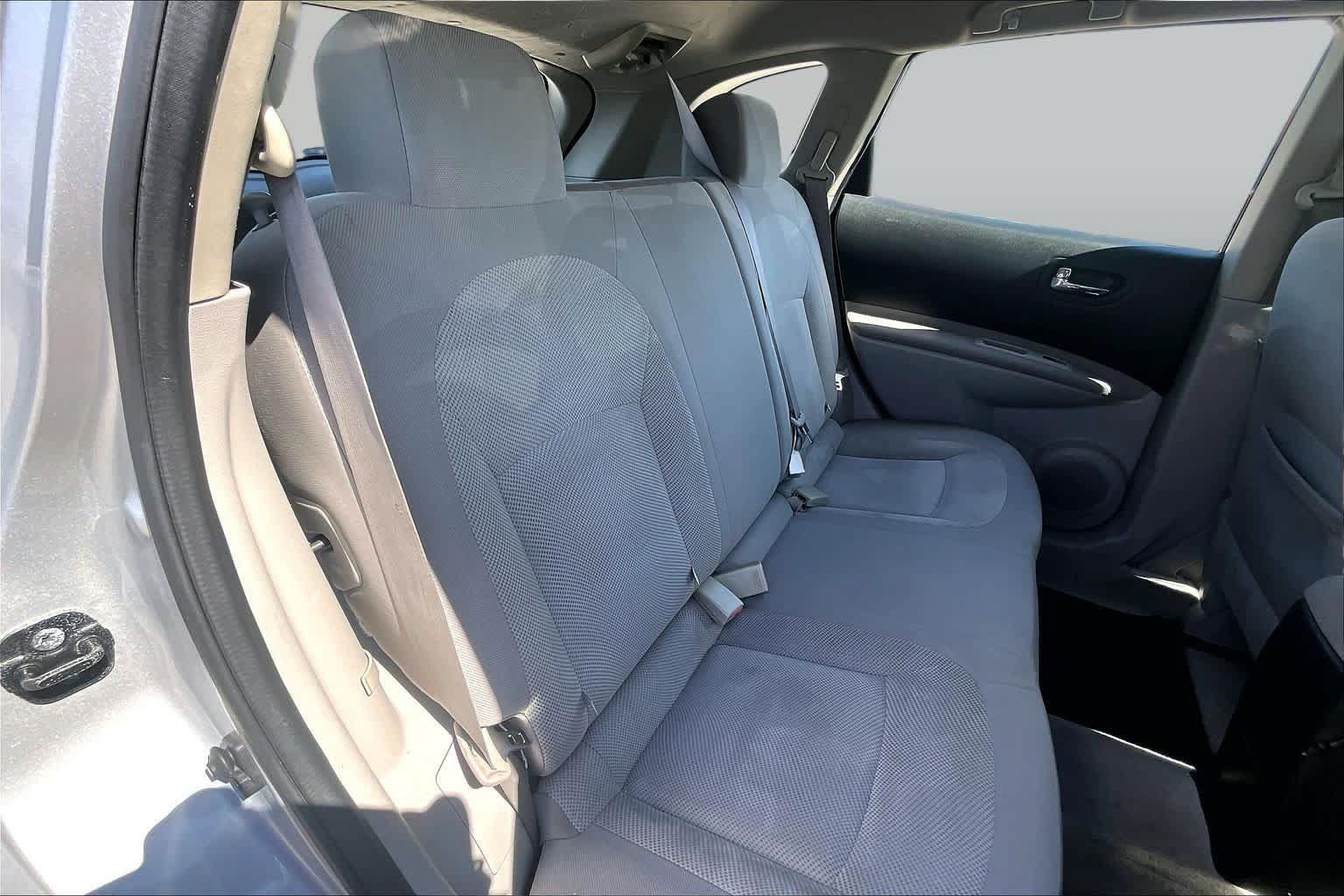 Used 2011 Nissan Rogue S FWD image 19