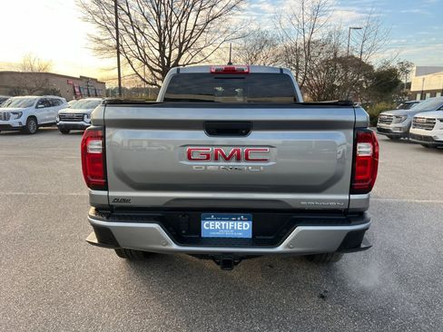 Certified 2025 GMC Canyon Denali image 14