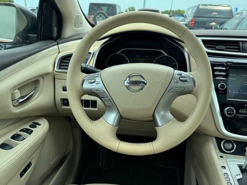 Used 2017 Nissan Murano Platinum w/ Platinum Technology Package AWD/4WD image 14