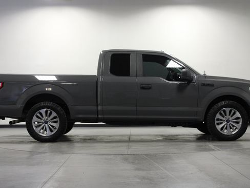 Used 2018 Ford F150 Lariat RWD image 3