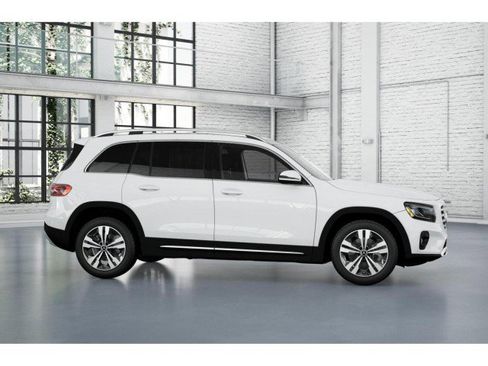New 2026 Mercedes-Benz GLB 250 image 15