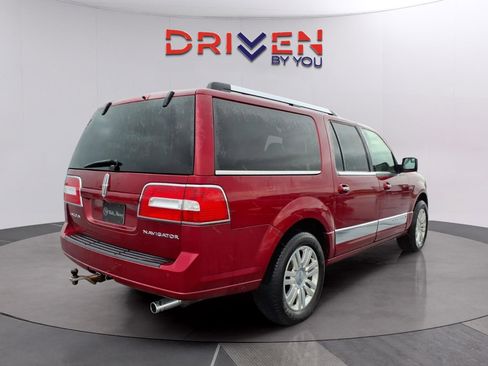 Used 2014 Lincoln Navigator L 4WD image 5