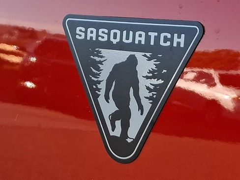 Used 2022 Ford Bronco 4-Door w/ Sasquatch Package image 32