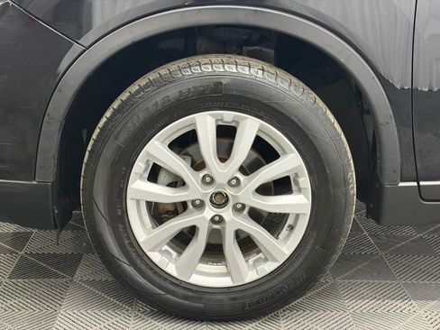 Used 2018 Nissan Rogue SV w/ Premium Package AWD/4WD image 34
