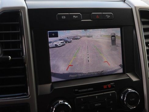 Used 2021 Ford F250 Lariat w/ Chrome Package AWD/4WD image 18