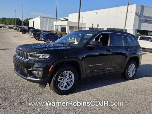 New 2026 Jeep Grand Cherokee Laredo RWD image 3