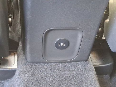 Used 2025 Ford Escape Active image 11