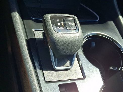 Certified 2024 Nissan Rogue SL w/ SL Premium Package AWD/4WD image 17