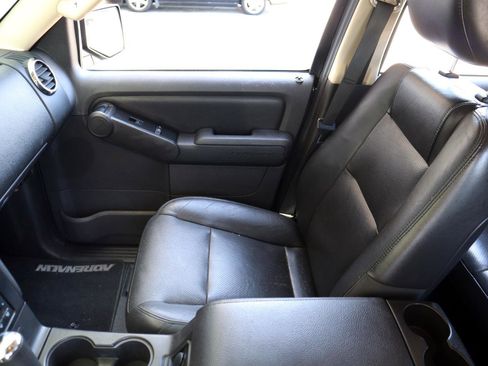Used 2010 Ford Explorer Sport Trac Limited image 19