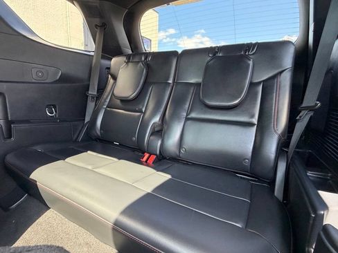 Used 2025 Ford Explorer ST AWD/4WD image 23