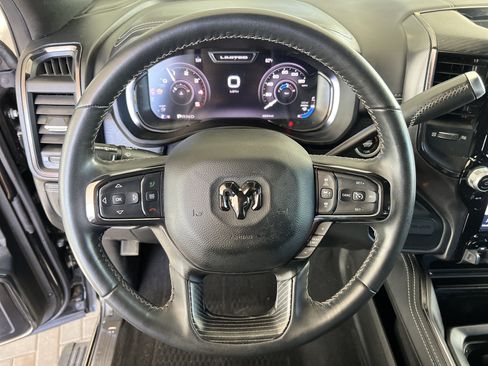 Used 2024 RAM 2500 Limited AWD/4WD image 17