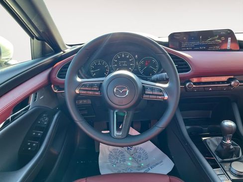 Used 2026 MAZDA MAZDA3 2.5 S Hatchback w/ Premium Pkg FWD image 12