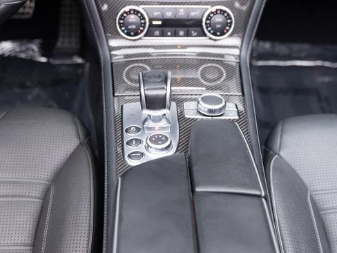 Used 2015 Mercedes-Benz SL 63 AMG w/ Driver Assistance Package image 9