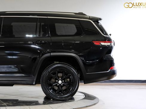 Used 2023 Jeep Grand Cherokee L Limited AWD/4WD image 15