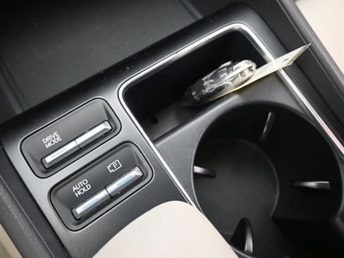 Used 2024 Hyundai Sonata SEL FWD image 32