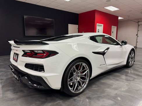 Used 2023 Chevrolet Corvette Z06 w/ Engine Appearance Package RWD image 12