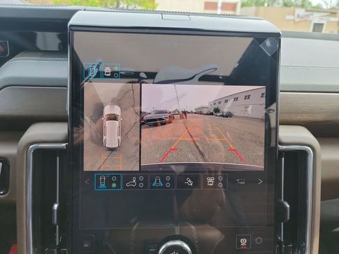 New 2026 GMC Yukon Denali Ultimate w/ LPO, Floor Liner Package AWD/4WD image 26