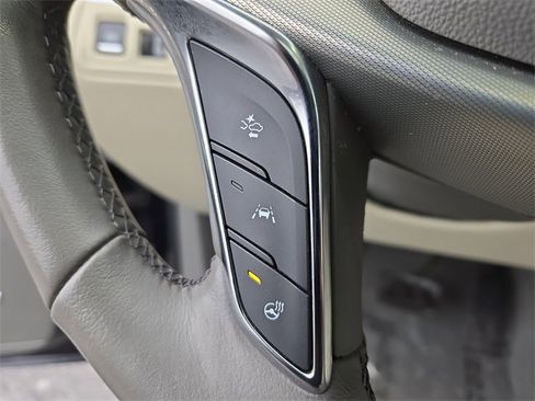 Certified 2022 Cadillac XT5 Premium Luxury image 29