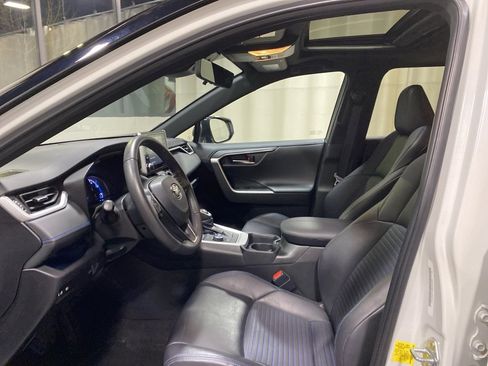 Used 2021 Toyota RAV4 XSE image 2