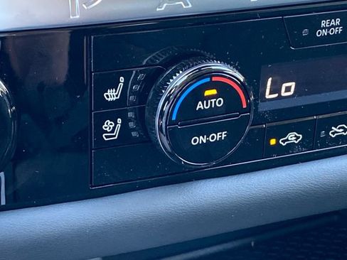 New 2026 Nissan Pathfinder Platinum AWD/4WD image 22