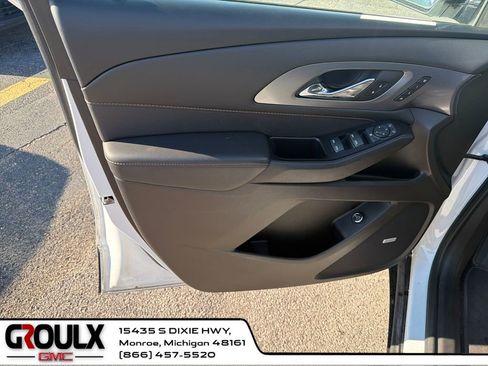 Used 2019 Chevrolet Traverse Premier w/ Redline Edition FWD image 11