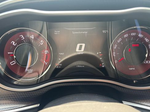 Used 2016 Dodge Challenger SRT Hellcat RWD image 21